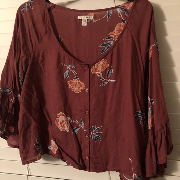 Mid sleeve crop top - Picture 3 of 3